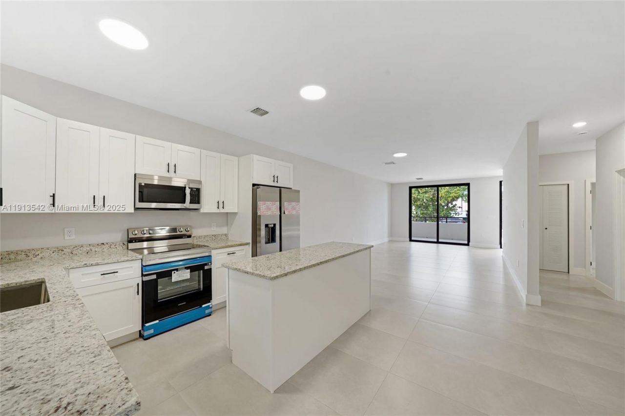 4309 E 8th Ct, Unit A, Hialeah, FL 33013 Photo