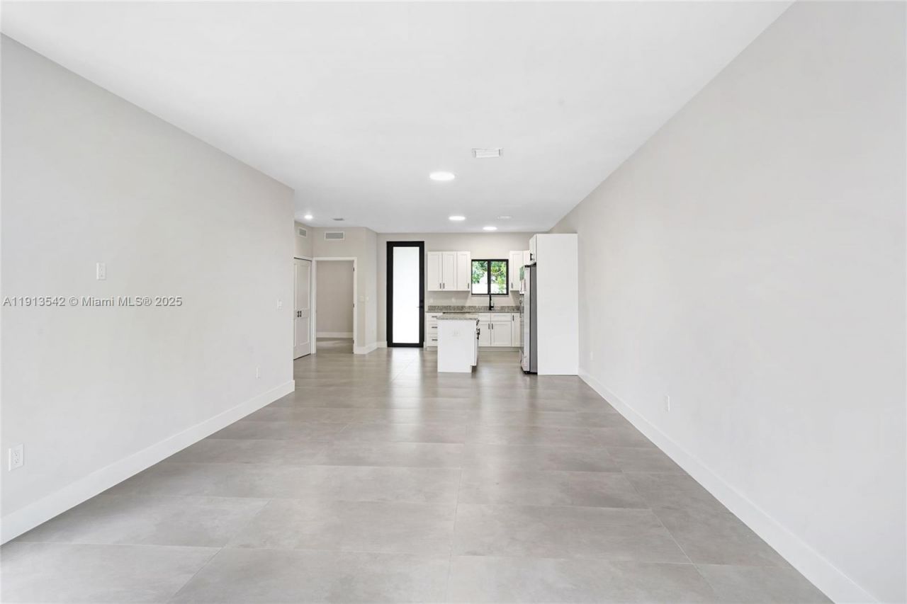 4309 E 8th Ct, Unit A, Hialeah, FL 33013 Photo