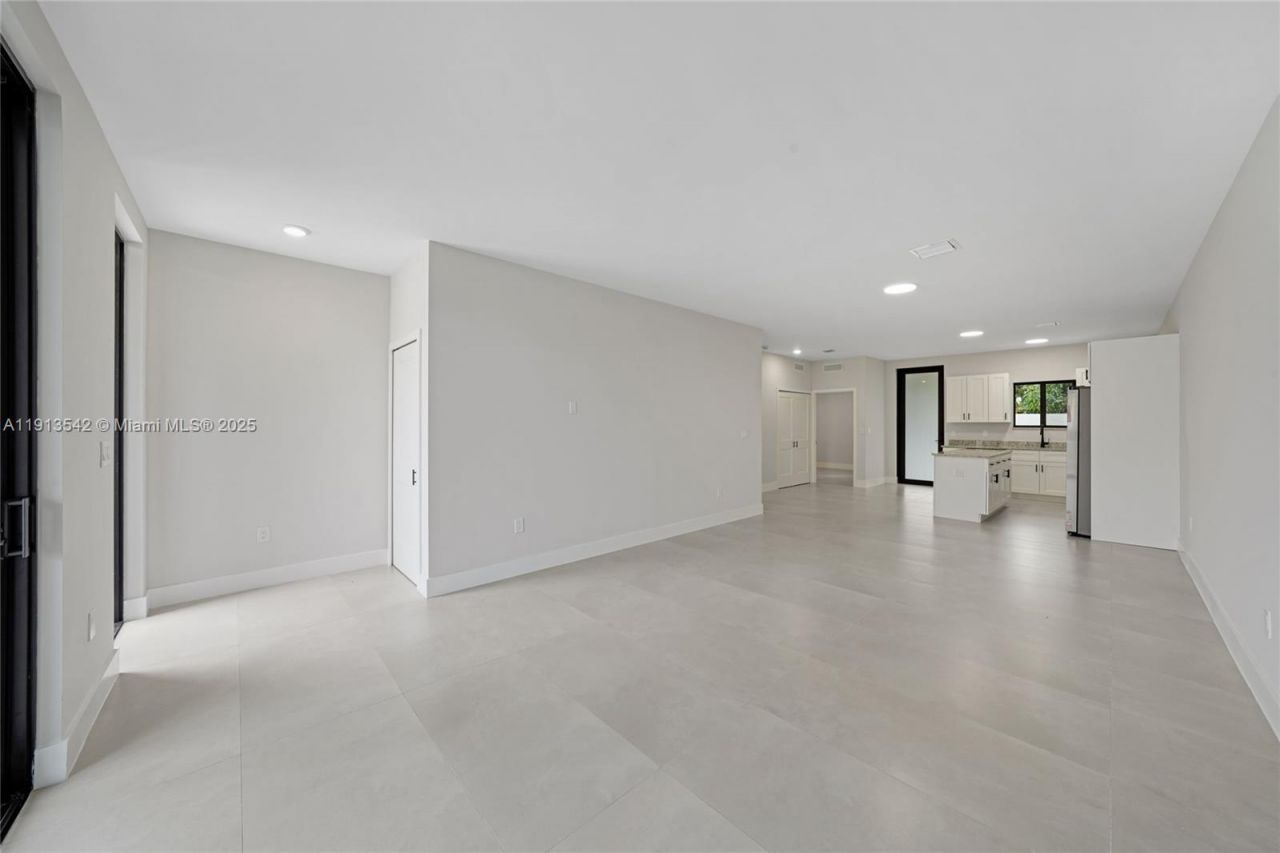 4309 E 8th Ct, Unit A, Hialeah, FL 33013 Photo