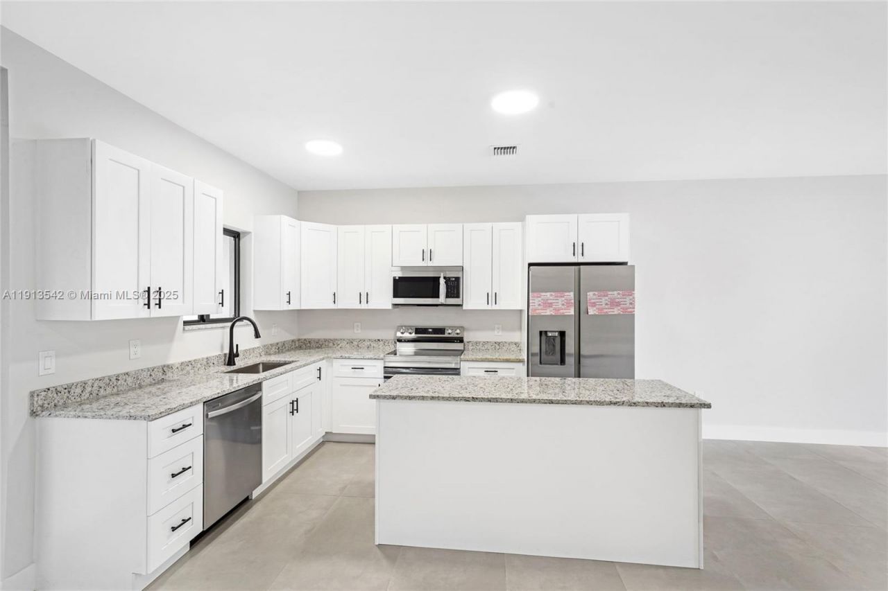 4309 E 8th Ct, Unit A, Hialeah, FL 33013 Photo