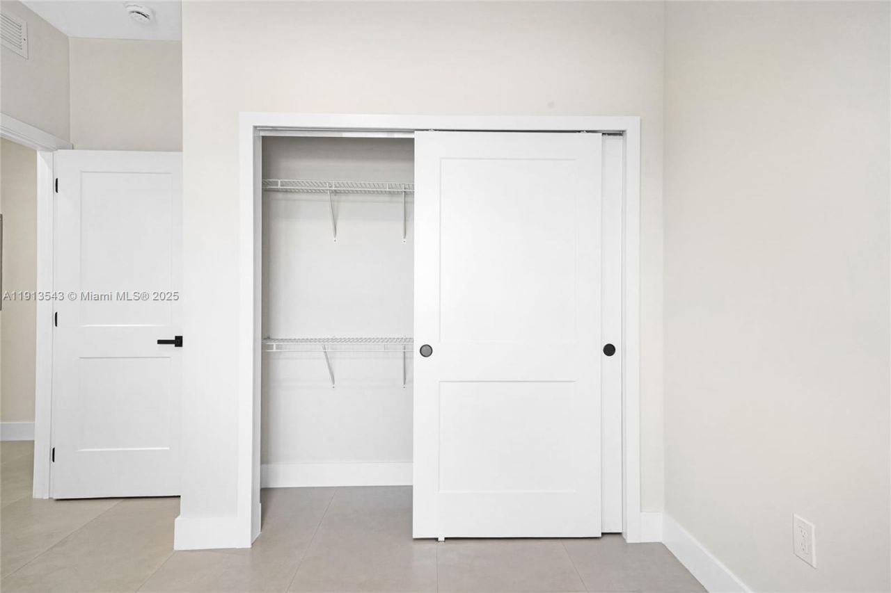 4313 E 8th Ct, Unit B, Hialeah, FL 33013 Photo