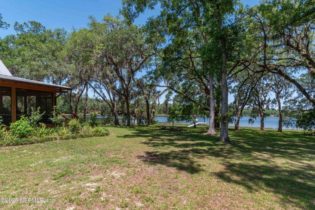 943 S County Road 21, Hawthorne, FL 32640 Photo