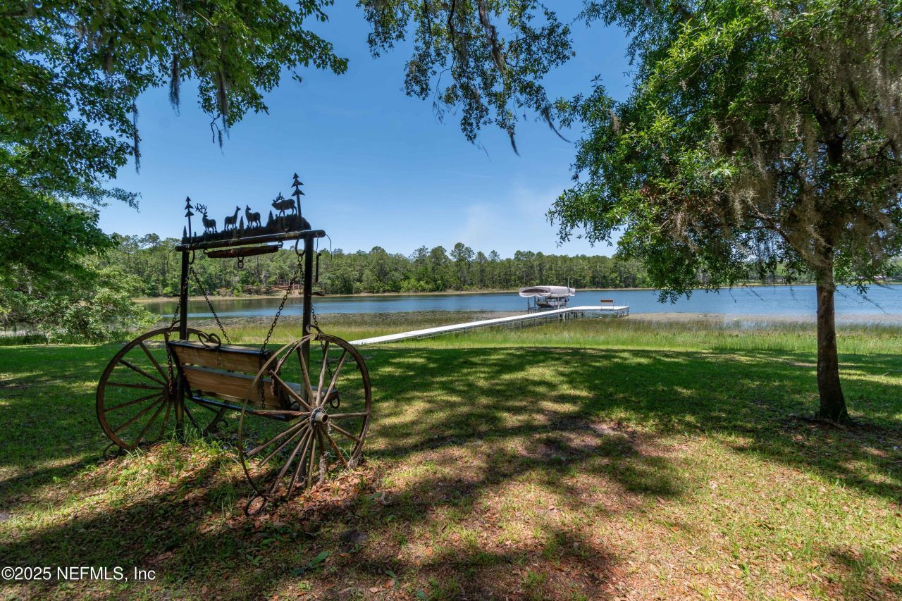 943 S County Road 21, Hawthorne, FL 32640 Photo