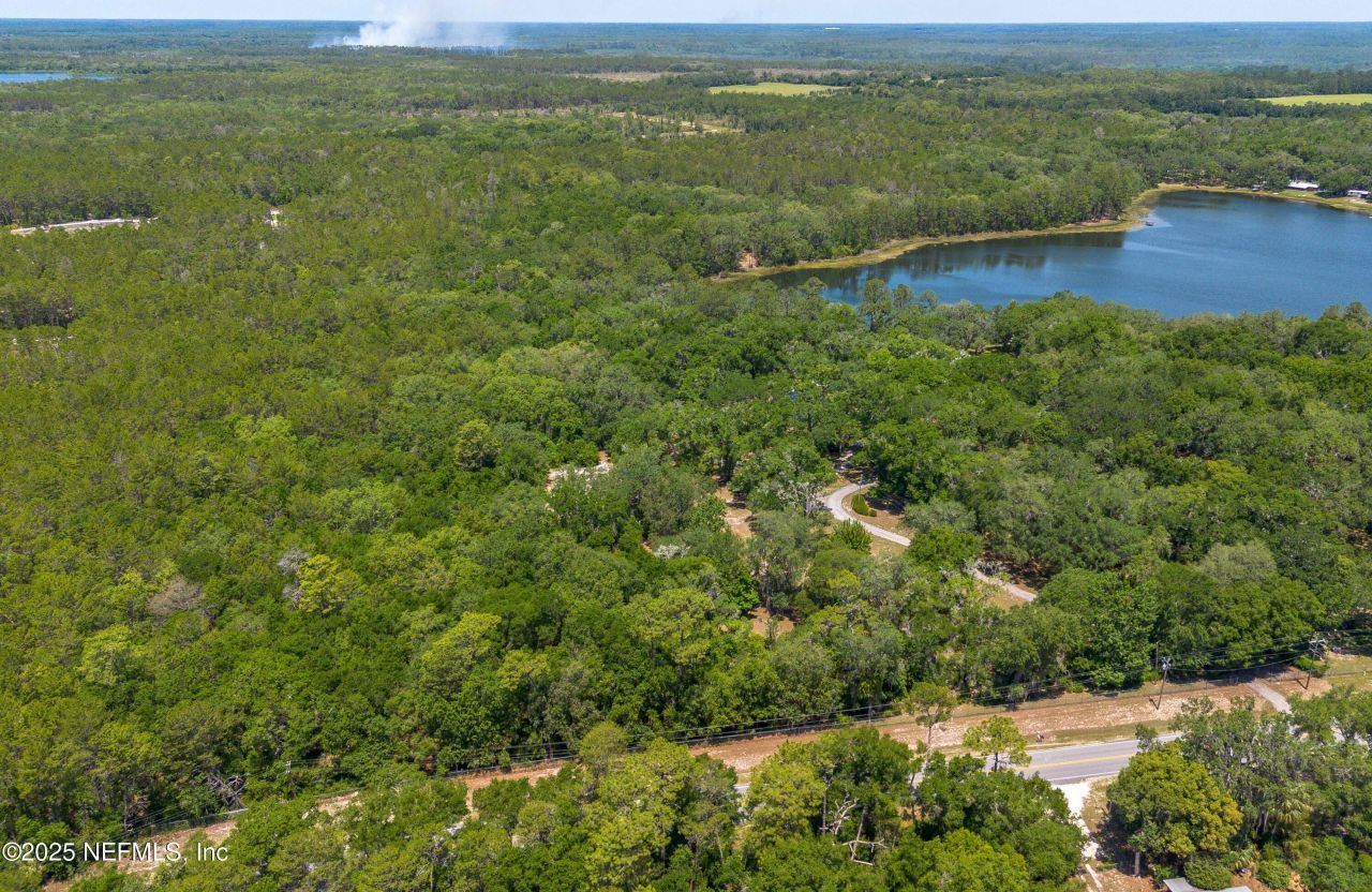 943 S County Road 21, Hawthorne, FL 32640 Photo