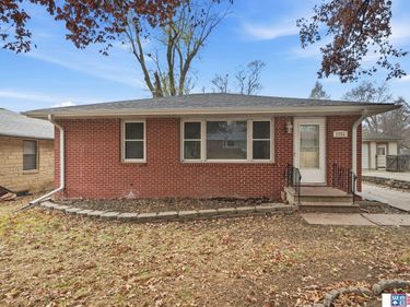 1721 N 57th Street, Lincoln, NE 68505