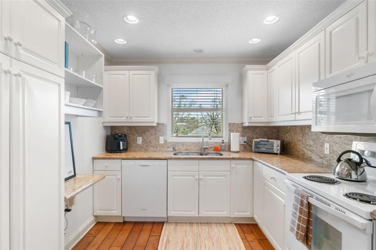 5055 Gulf Of Mexico Drive, Unit 435, Longboat Key, FL 34228 Photo