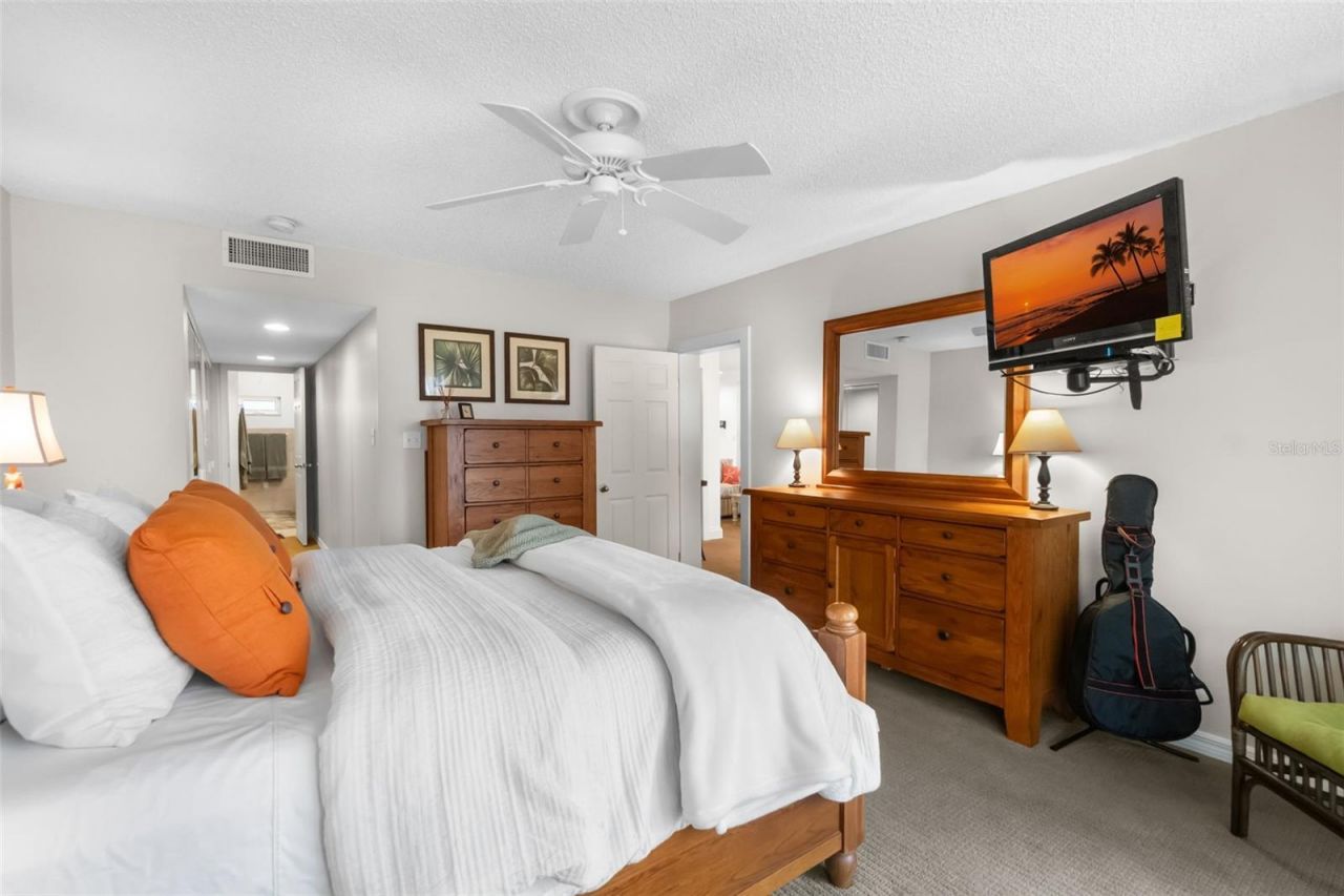 5055 Gulf Of Mexico Drive, Unit 435, Longboat Key, FL 34228 Photo