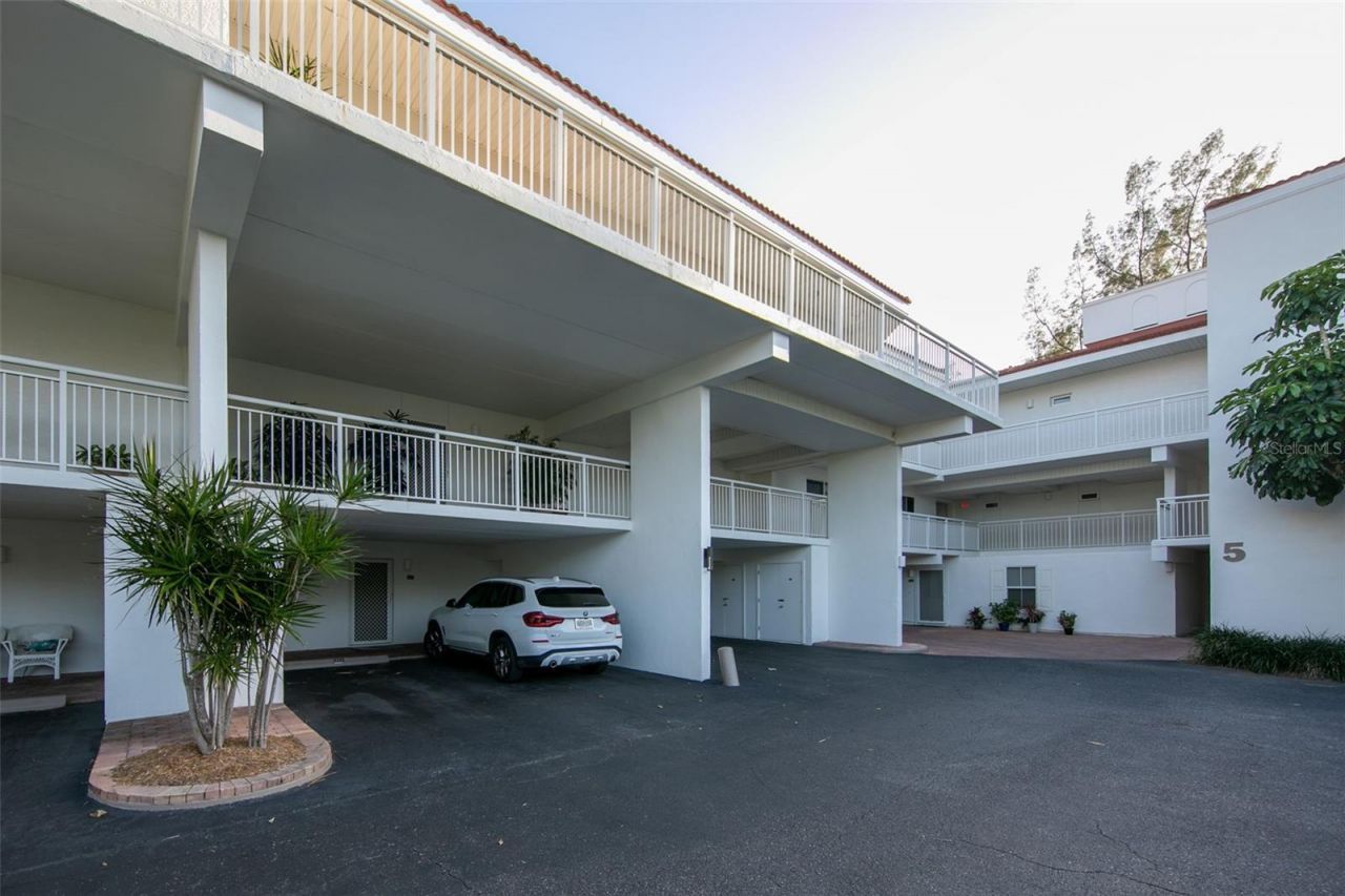 5055 Gulf Of Mexico Drive, Unit 435, Longboat Key, FL 34228 Photo