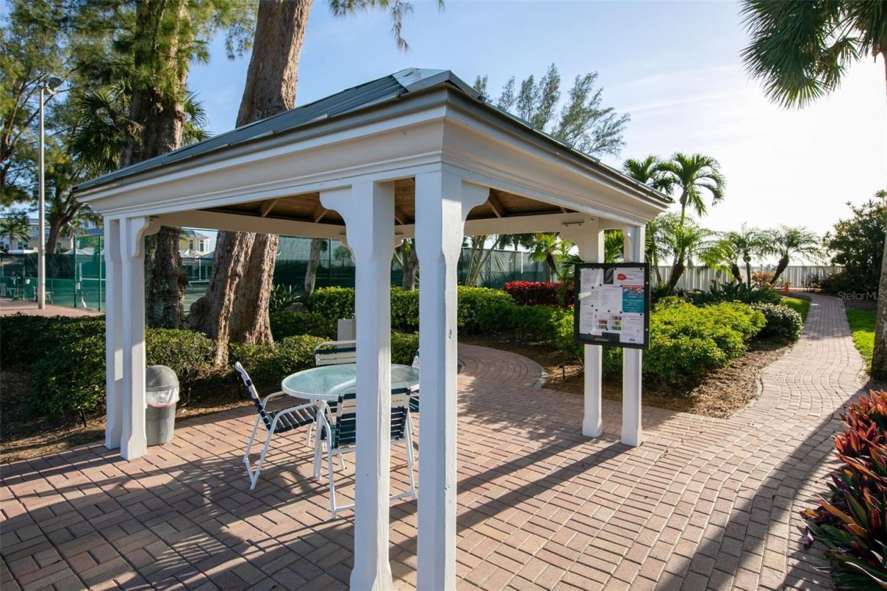 5055 Gulf Of Mexico Drive, Unit 435, Longboat Key, FL 34228 Photo