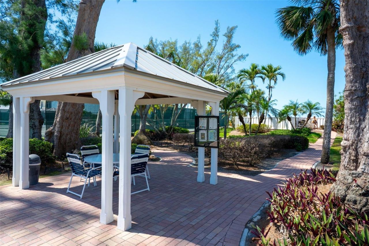5055 Gulf Of Mexico Drive, Unit 435, Longboat Key, FL 34228 Photo