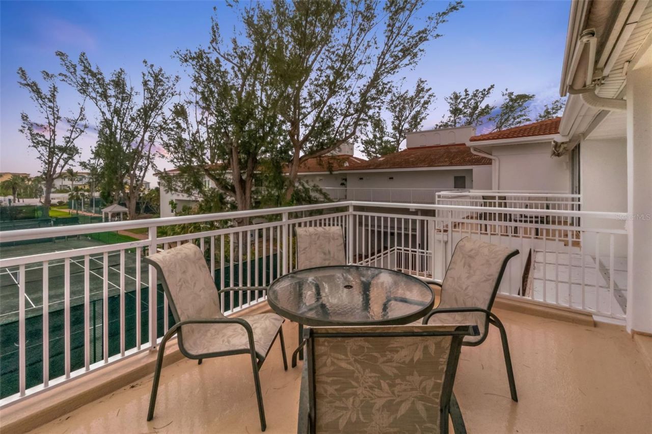 5055 Gulf Of Mexico Drive, Unit 435, Longboat Key, FL 34228 Photo