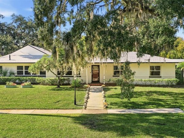 114 N SUMMERLIN AVENUE, SANFORD, FL 32771