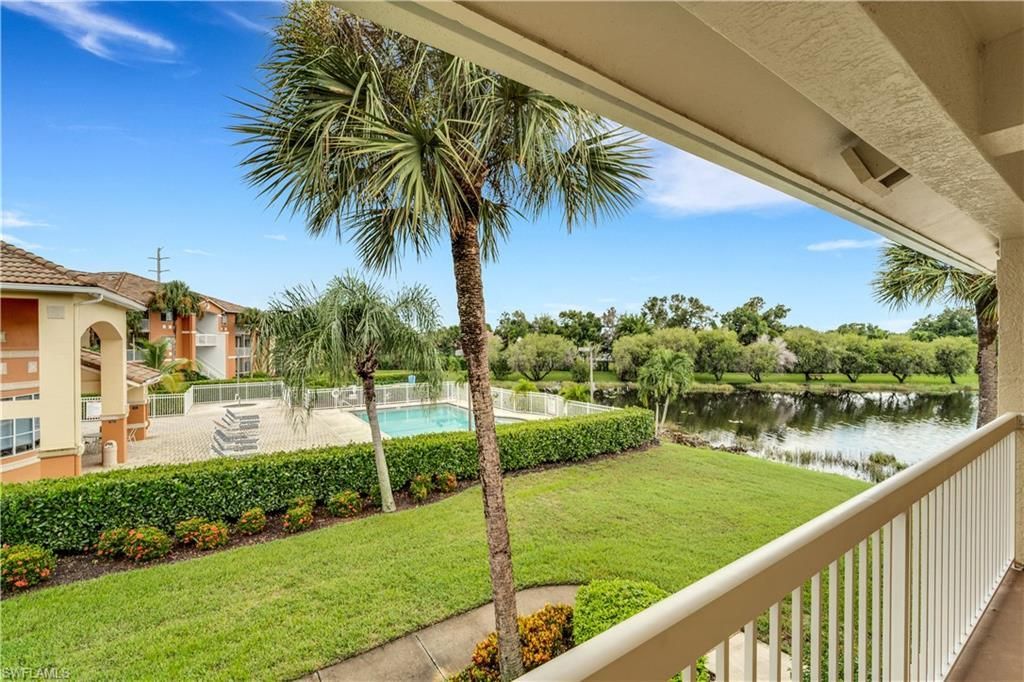 6450 Aragon Way, Unit 202, Fort Myers, FL 33966 Photo