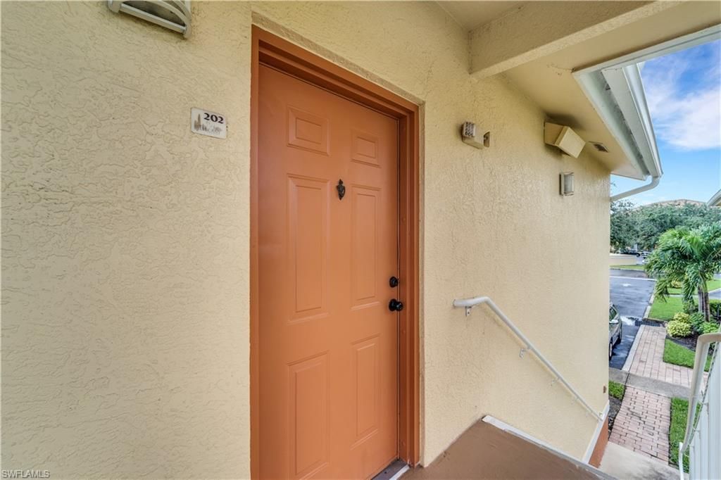 6450 Aragon Way, Unit 202, Fort Myers, FL 33966 Photo