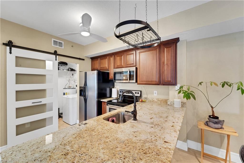6450 Aragon Way, Unit 202, Fort Myers, FL 33966 Photo
