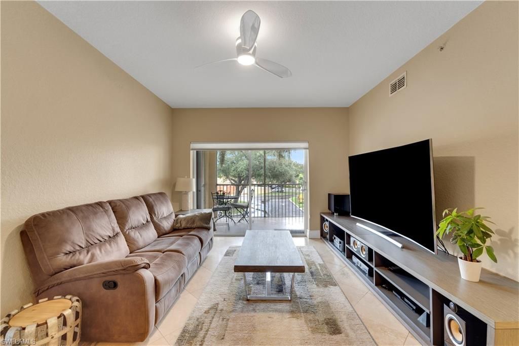 6450 Aragon Way, Unit 202, Fort Myers, FL 33966 Photo