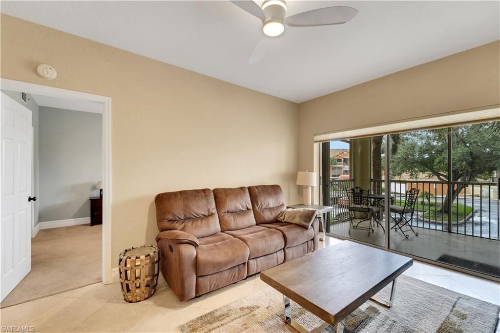 6450 Aragon Way, Unit 202, Fort Myers, FL 33966 Photo