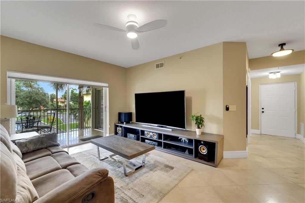 6450 Aragon Way, Unit 202, Fort Myers, FL 33966 Photo