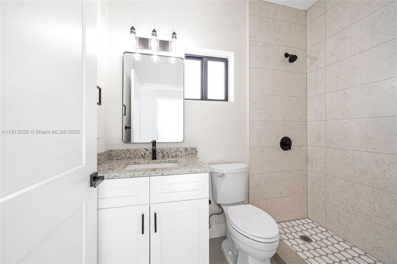 4303 E 8th Ct, Unit C, Hialeah, FL 33013 Photo