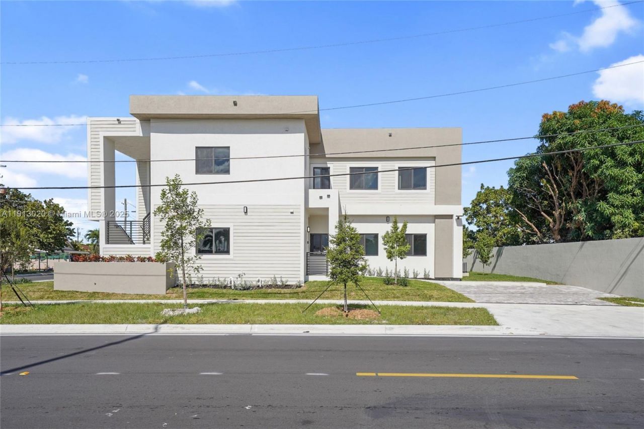 4303 E 8th Ct, Unit C, Hialeah, FL 33013 Photo