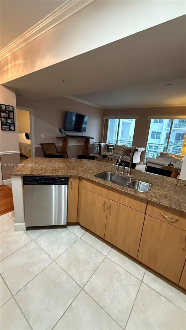 1830 Radius Dr, Unit 1105, Hollywood, FL 33020 Photo