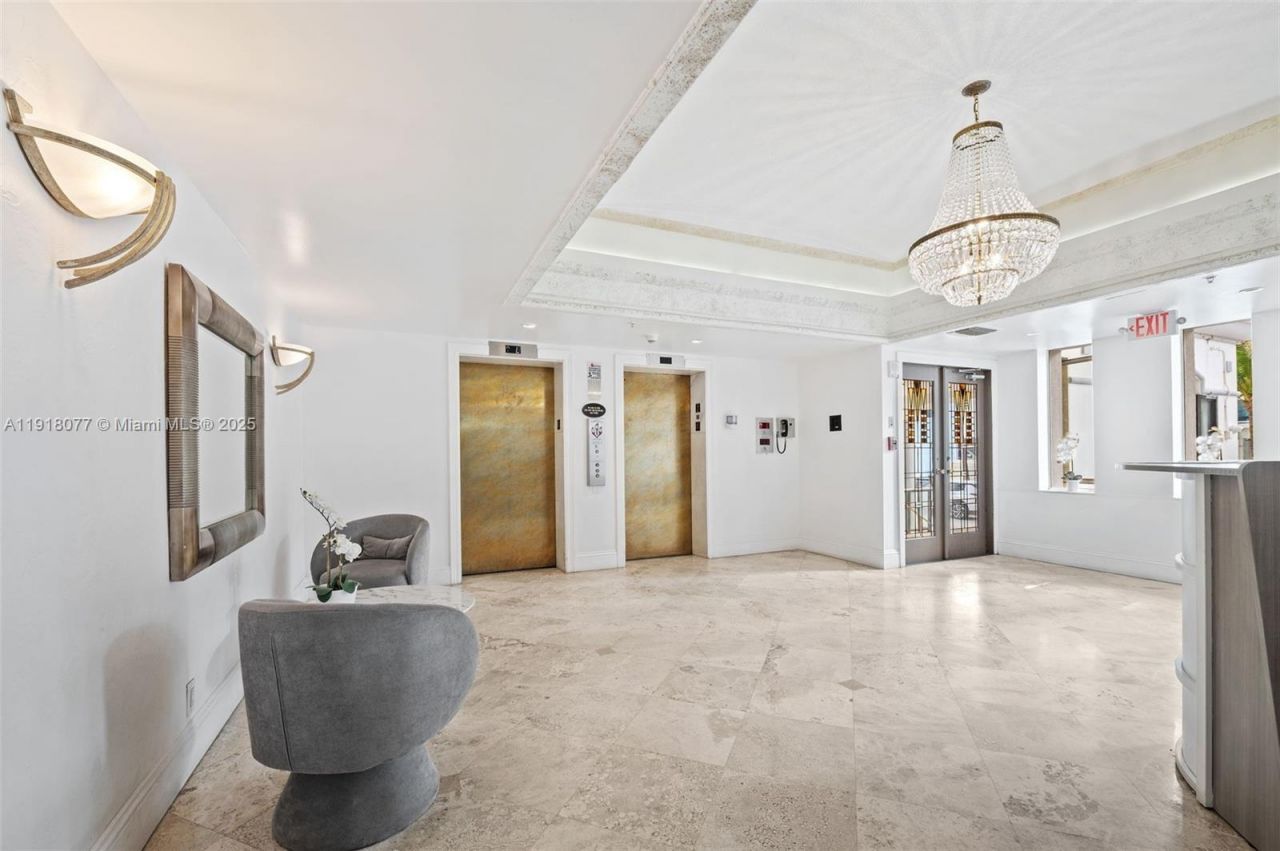 9195 Collins Ave, Unit PH14, Surfside, FL 33154 Photo