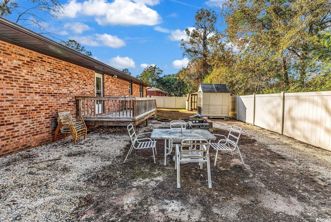 601 Lincoln Ln. Photo 28