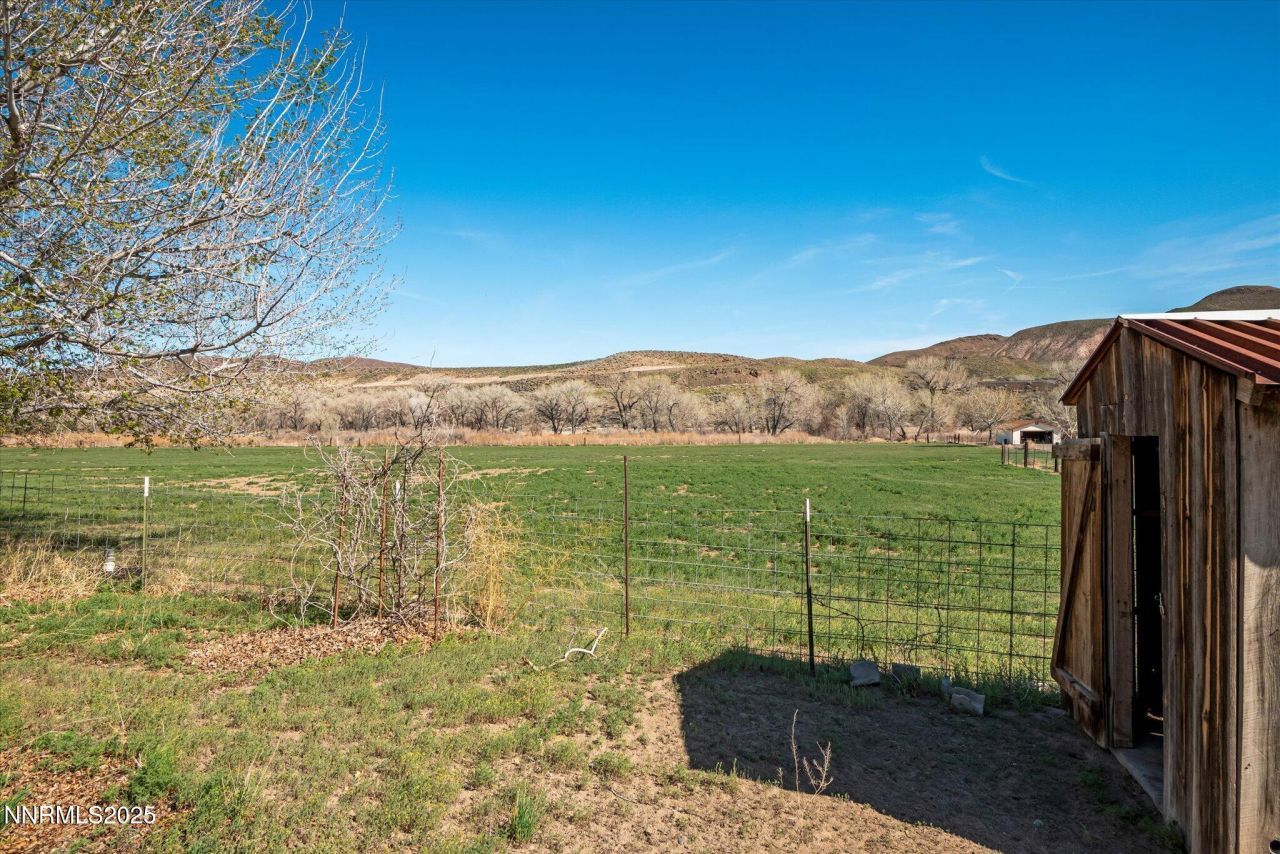 32000 Cantlon Drive, Wadsworth, NV 89442 Photo