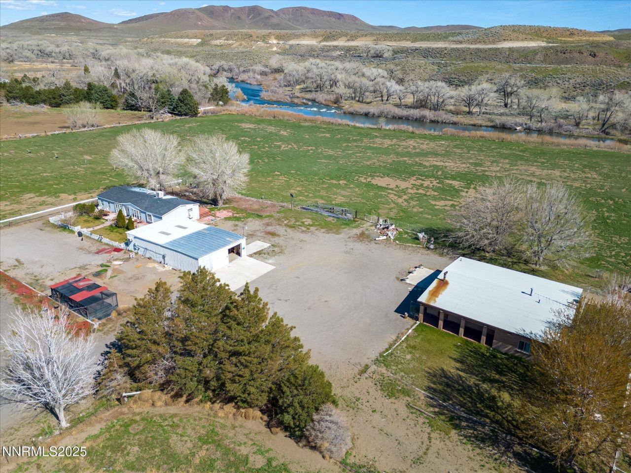 32000 Cantlon Drive, Wadsworth, NV 89442 Photo