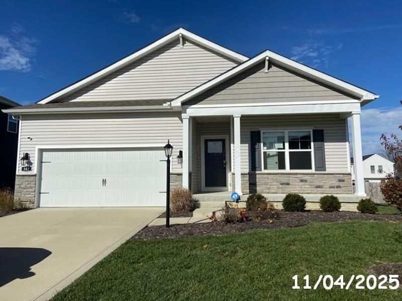 302 Shady Hollow Drive, Commercial Point, OH 43116 Photo 1