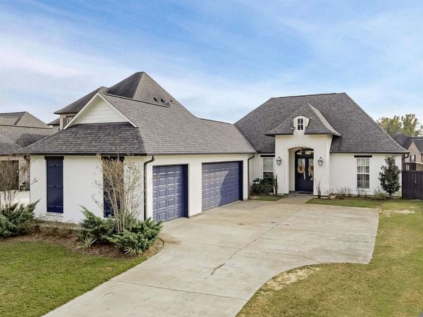 37359 Cypress Hollow Ave, Prairieville, LA 70769