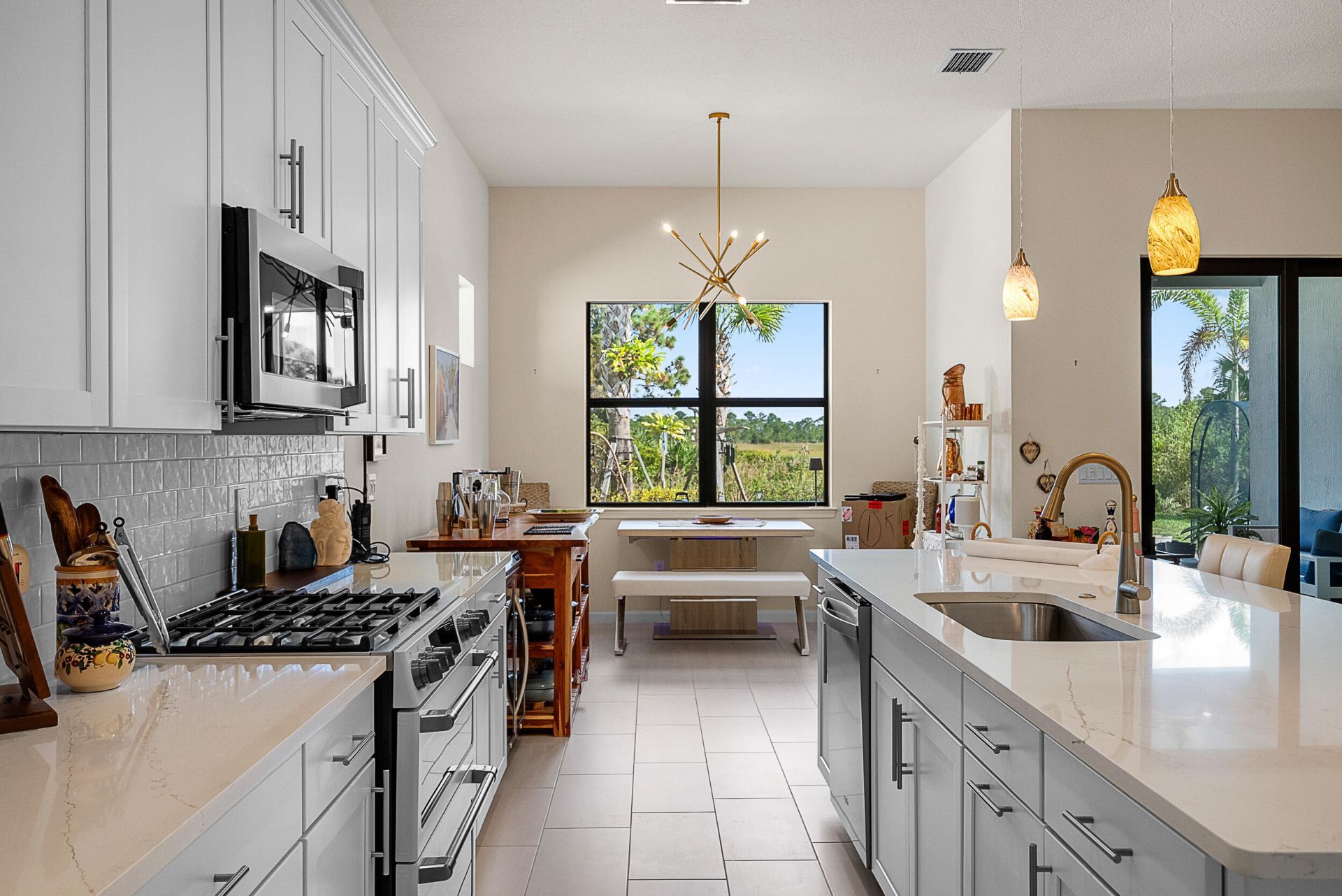 389 SE Filoli Drive, Port Saint Lucie, FL 34984 Photo