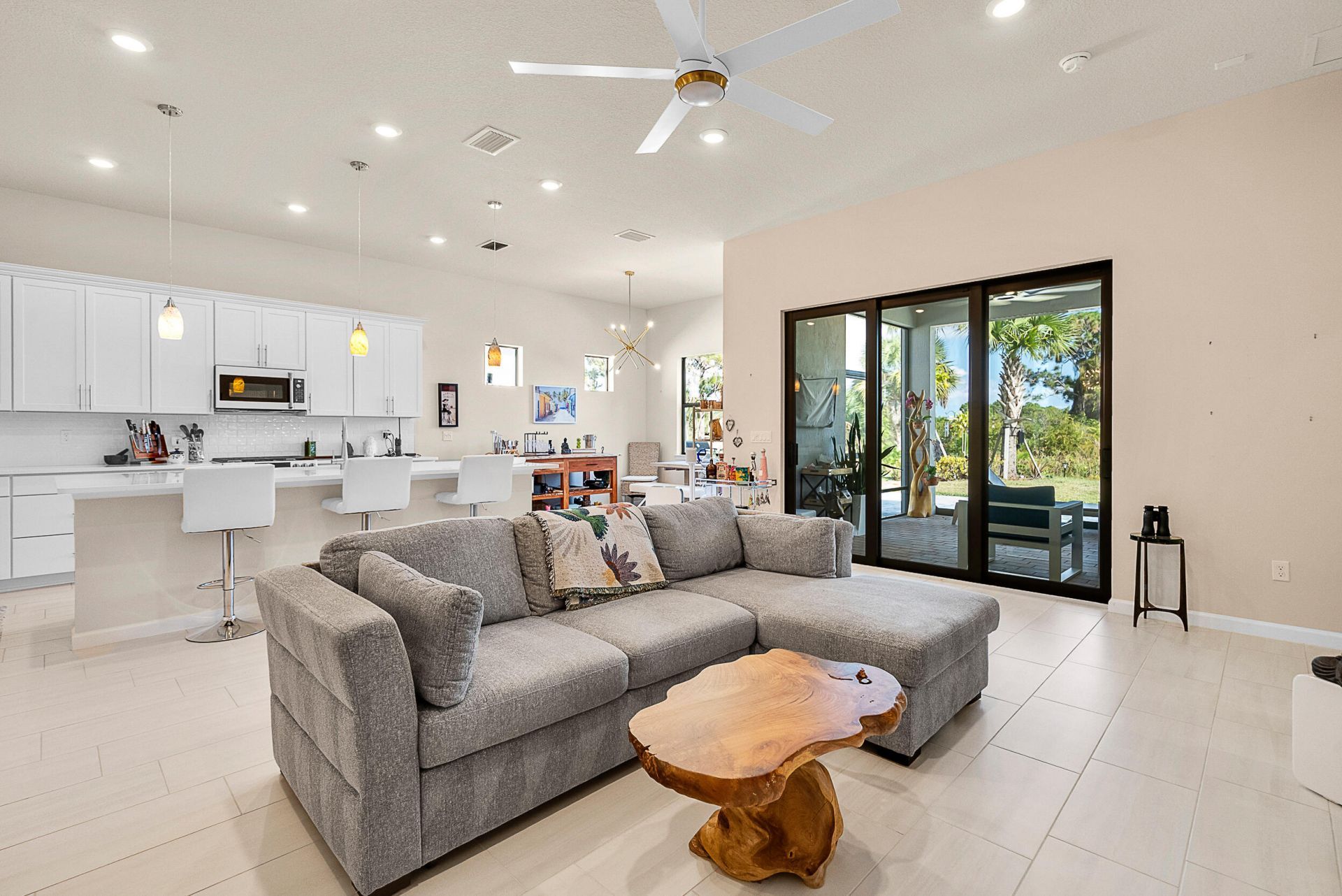 389 SE Filoli Drive, Port Saint Lucie, FL 34984 Photo