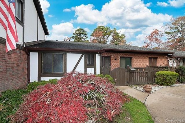 603 Blue Ridge Drive, Medford, NY 11763 Main Photo