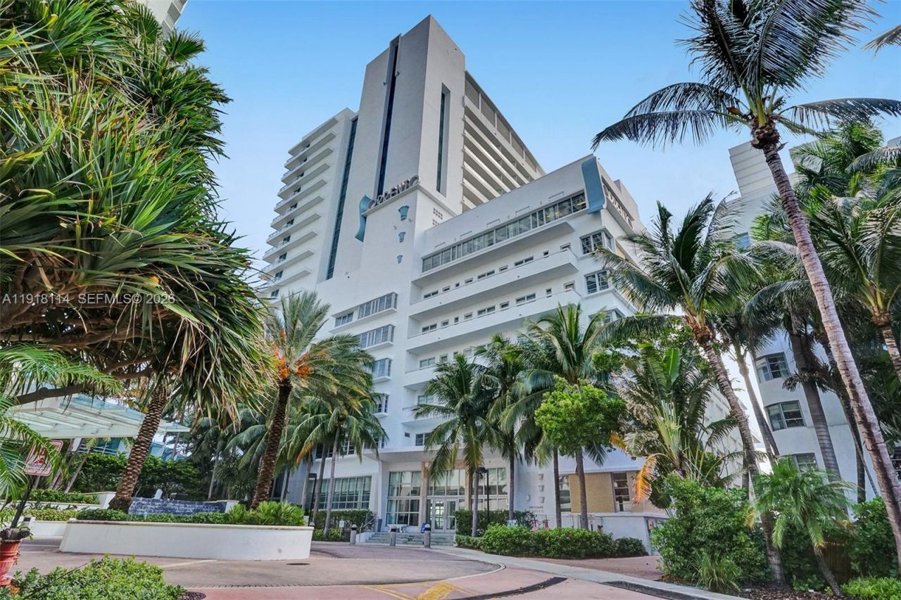 4391 Collins Ave, Unit 1118, Miami Beach, FL 33140 Photo