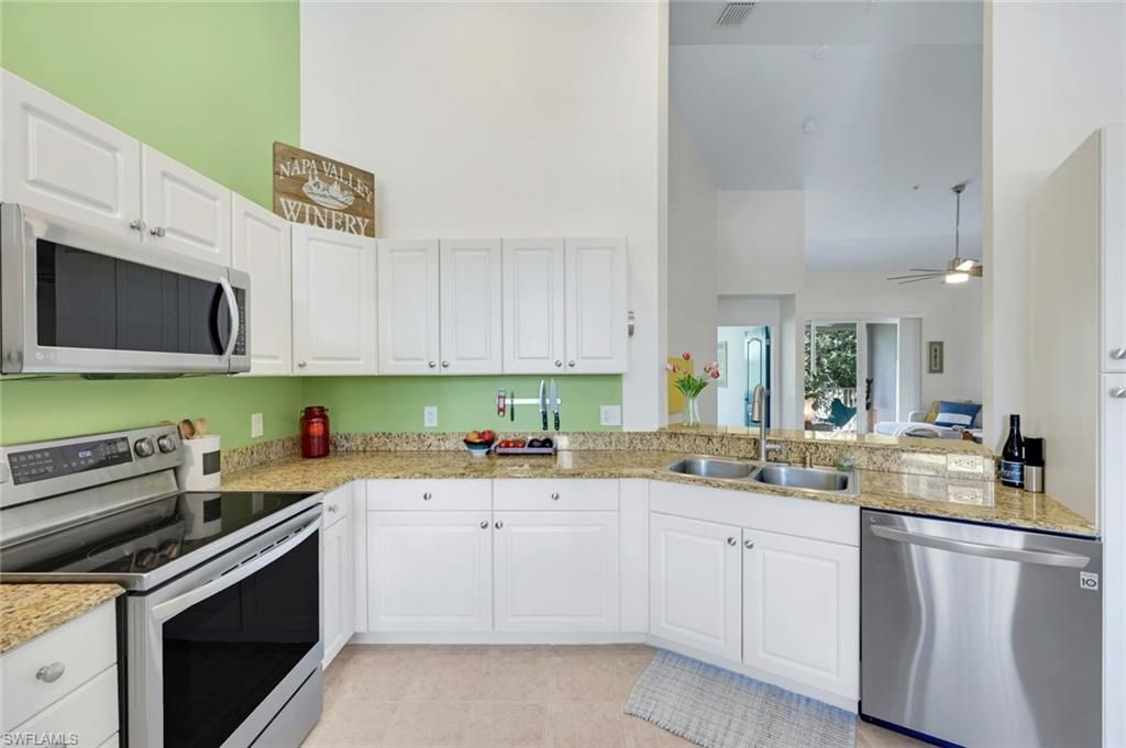 12110 Summergate Cir, Unit 202, Fort Myers, FL 33913 Photo