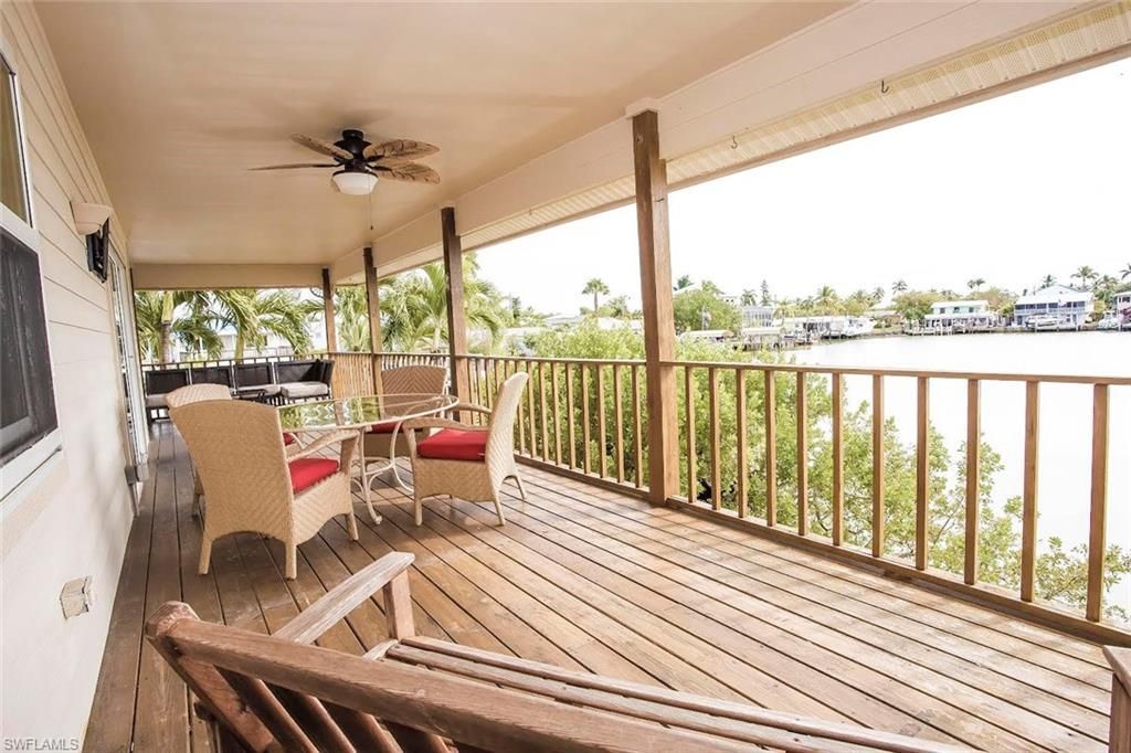 604 Sunset Ct, Goodland, FL 34140 Photo