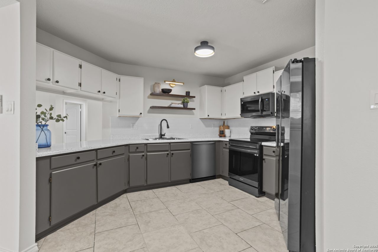 10018 Ink Wells, San Antonio, TX 78250 Main Photo