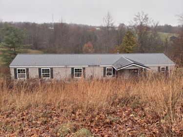 64 Becky Jane Road, Frenchburg, KY 40322