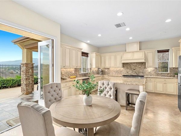 22526 Amber Eve Drive, Corona, CA 92883