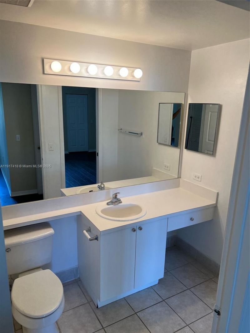 2015 SE 10th Ave, Unit 130, Fort Lauderdale, FL 33316 Photo