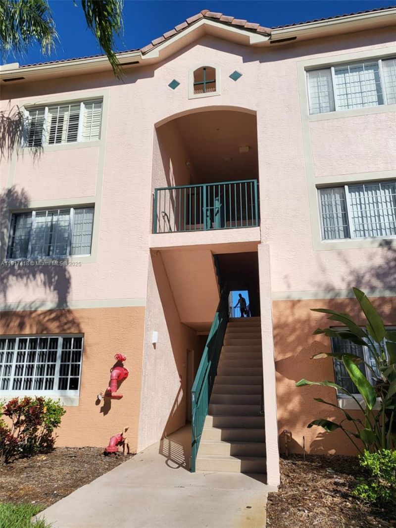 2015 SE 10th Ave, Unit 130, Fort Lauderdale, FL 33316 Photo