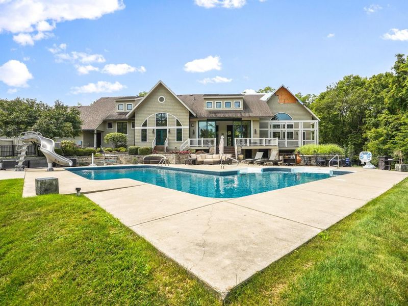 8108 Harriott Road, Dublin, OH 43017 Photo 2