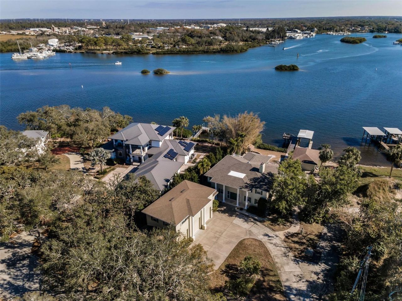 1302 Belcher Drive, Tarpon Springs, FL 34689 Photo