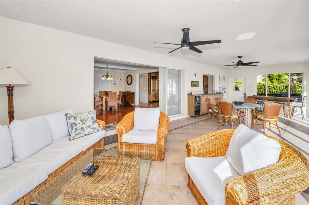 1302 Belcher Drive, Tarpon Springs, FL 34689 Photo