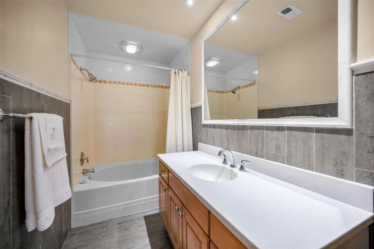 1302 Belcher Drive, Tarpon Springs, FL 34689 Photo