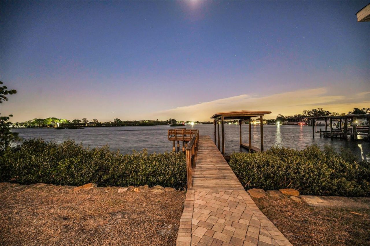 1302 Belcher Drive, Tarpon Springs, FL 34689 Photo