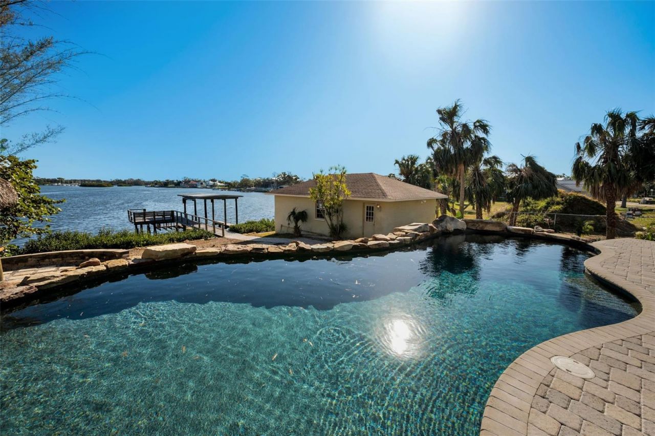 1302 Belcher Drive, Tarpon Springs, FL 34689 Photo