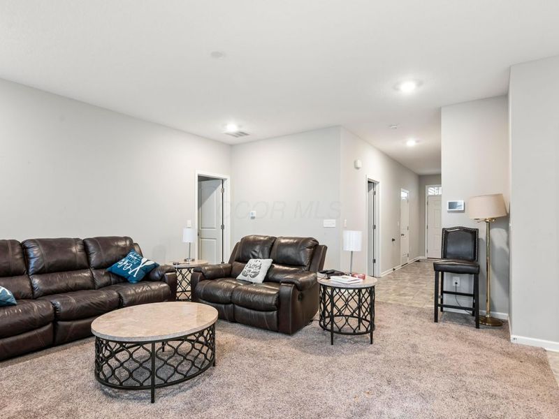 5464 Rohden Drive, Canal Winchester, OH 43110 Photo 8