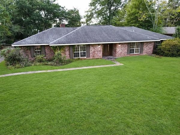 307 S Texas Street S, DeRidder, LA 70634